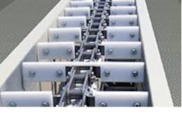 A corrente de placas altas tem como principal aplicação a realização de transportes contínuos que são feitos diretamente pela corrente que conduz o volume depositado em cima de suas placas.